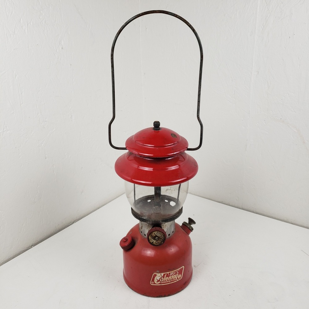Vintage Coleman 200A Red Lantern Single Mantle Gas Camping Light 10/68